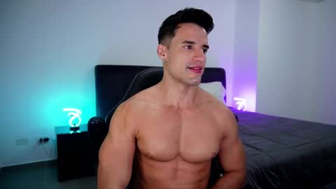 Snapshot of krops_ chatting on 02.08.25 KROPS online show from 02.08.25