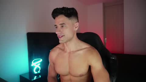 Snapshot of krops_ chatting on 11.18.25 KROPS online show from 11.18.25