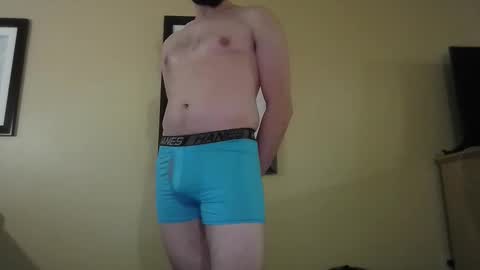 Snapshot of krosanverge chatting on 12.18.25 krosanverge online show from 12.18.25