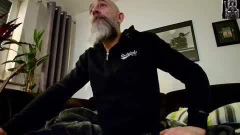 Snapshot of krummersaebel chatting on 03.08.25 krummersaebel online show from 03.08.25