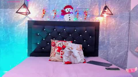 Kystal Taylor online show from 12.18.25