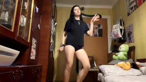 Snapshot of krystleprzygocki chatting on 02.10.26 Mira online show from 02.10.26