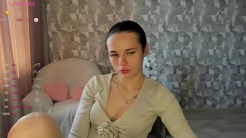 Snapshot of kseni_a chatting on 09.30.25 Ksenia online show from 09.30.25
