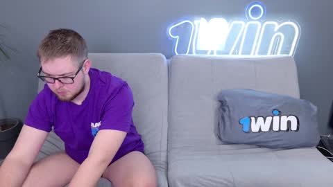 Snapshot of ksenyahot chatting on 12.07.24 WebcamWhore online show from 12.07.24