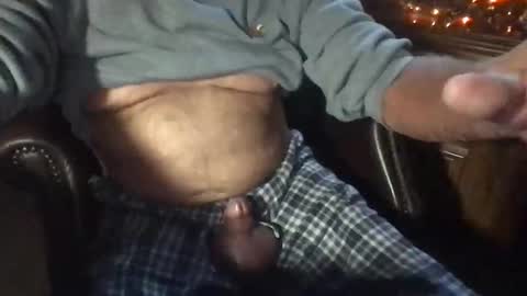 Snapshot of ksplayboy chatting on 12.01.25 ksplayboy online show from 12.01.25