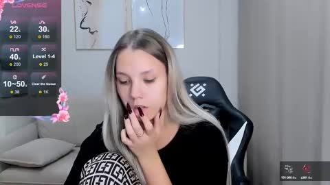 Lady online show from 10.06.25