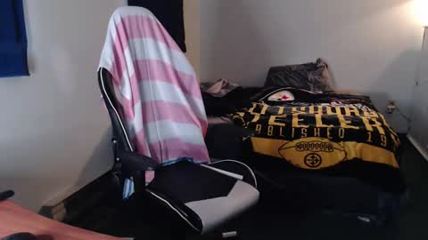 Kuggy online show from 04.11.26