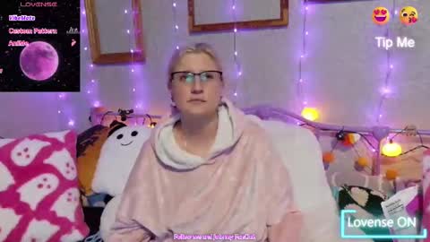 Samantha online show from 10.23.25