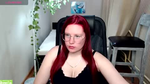 Snapshot of kuri_u chatting on 02.13.26 kuri_u online show from 02.13.26