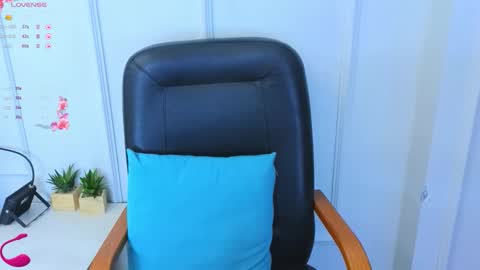 Ren online show from 10.13.25