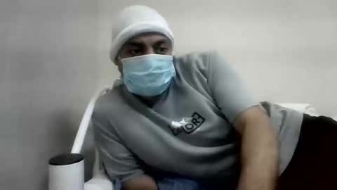 Snapshot of kwt8933 chatting on 05.19.26 khalid 89 online show from 05.19.26