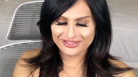 Snapshot of kxaxmichelle chatting on 12.18.25 Kick online show from 12.18.25