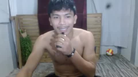 Snapshot of kyle_lourence chatting on 04.24.26 kyle_lourence online show from 04.24.26
