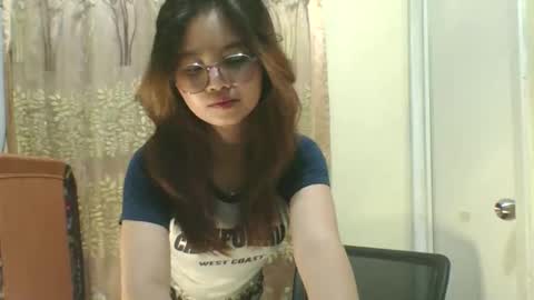 Snapshot of kylie1177 chatting on 10.18.25 its me KYLIE online show from 10.18.25