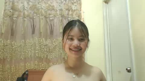 Snapshot of kylie1177 chatting on 10.20.25 its me KYLIE online show from 10.20.25