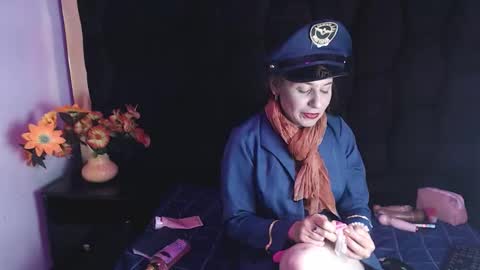 kylie_bloom online show from 11.14.25