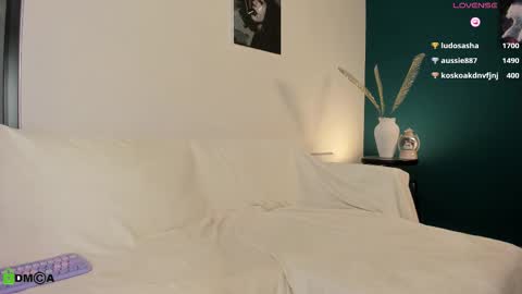 Kylie online show from 03.01.25