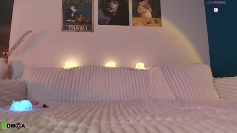 Kylie online show from 11.21.25