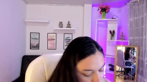 kylie online show from 09.22.25