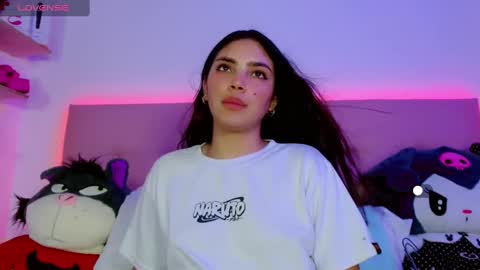 Snapshot of kylie_hottt_ chatting on 03.06.25 k ylie online show from 03.06.25