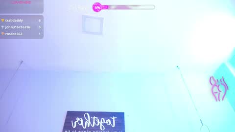 kylie_ls online show from 03.04.25