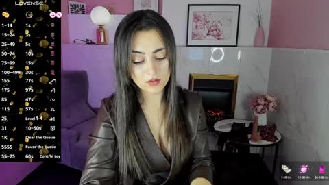 Snapshot of kylie_mellow chatting on 02.02.25 Kylie online show from 02.02.25