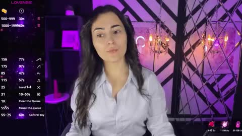 Snapshot of kylie_mellow chatting on 02.17.25 Kylie online show from 02.17.25