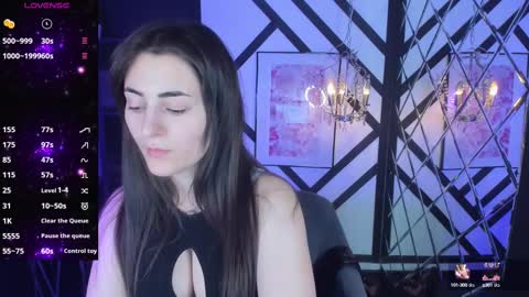 Snapshot of kylie_mellow chatting on 03.01.25 Kylie online show from 03.01.25