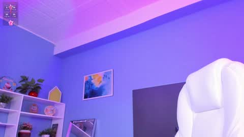 Kylie Reyes  online show from 12.07.24