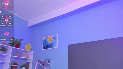 Kylie Reyes  online show from 12.21.24