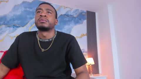 Snapshot of kylieandjhonny chatting on 12.20.25 Kaylie And Jhony online show from 12.20.25