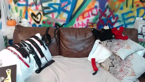 Melissa online show from 11.02.25