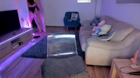 KYLIE online show from 09.20.25