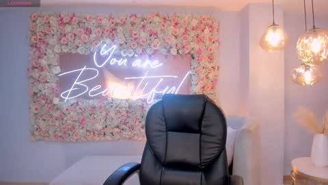 Kylie Jenkins online show from 01.13.26