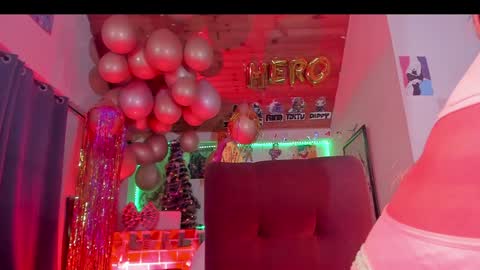 Snapshot of kyliekandy chatting on 12.08.24 online show from 12.08.24