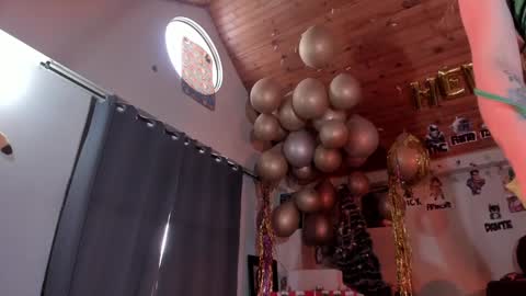 Snapshot of kyliekandy chatting on 12.14.24 online show from 12.14.24