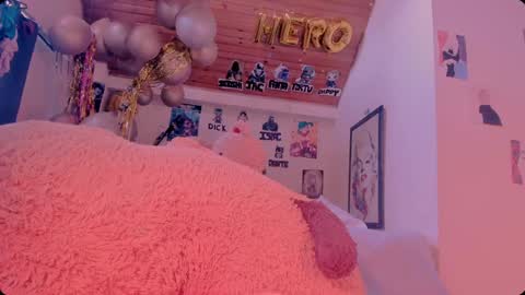 Snapshot of kyliekandy chatting on 02.04.25 online show from 02.04.25