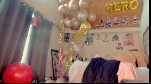 Snapshot of kyliekandy chatting on 02.12.25 online show from 02.12.25