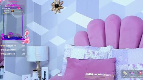 Kylie jl online show from 01.08.25