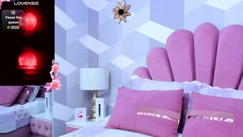 Kylie jl online show from 02.14.25