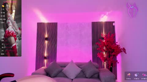 Snapshot of kyliie_jones chatting on 02.15.25 KYLIE online show from 02.15.25