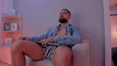 Kylliam Levis online show from 04.18.26