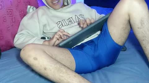 kym629357 online show from 11.29.25