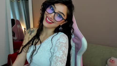 Kym Giraldo online show from 01.15.25