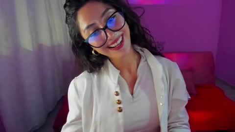 Kym Giraldo online show from 10.29.25