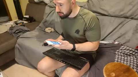 Snapshot of kynxxx chatting on 06.14.26 Hornyman online show from 06.14.26
