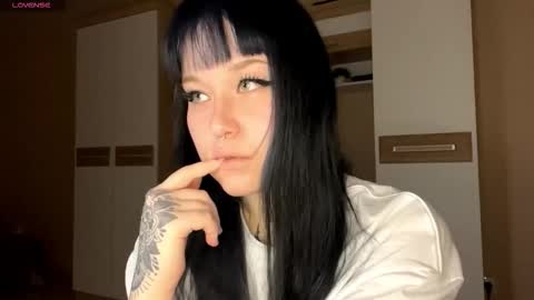 Eva online show from 10.27.25