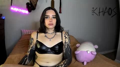Snapshot of kyrachaos chatting on 05.25.26 Kyra Chaos online show from 05.25.26