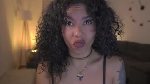 Snapshot of kyria__1 chatting on 04.25.26 schedule 300 pm - 1100pm colombia time online show from 04.25.26