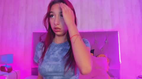 Snapshot of kytty_gatita chatting on 11.20.25 kytty_gatita online show from 11.20.25